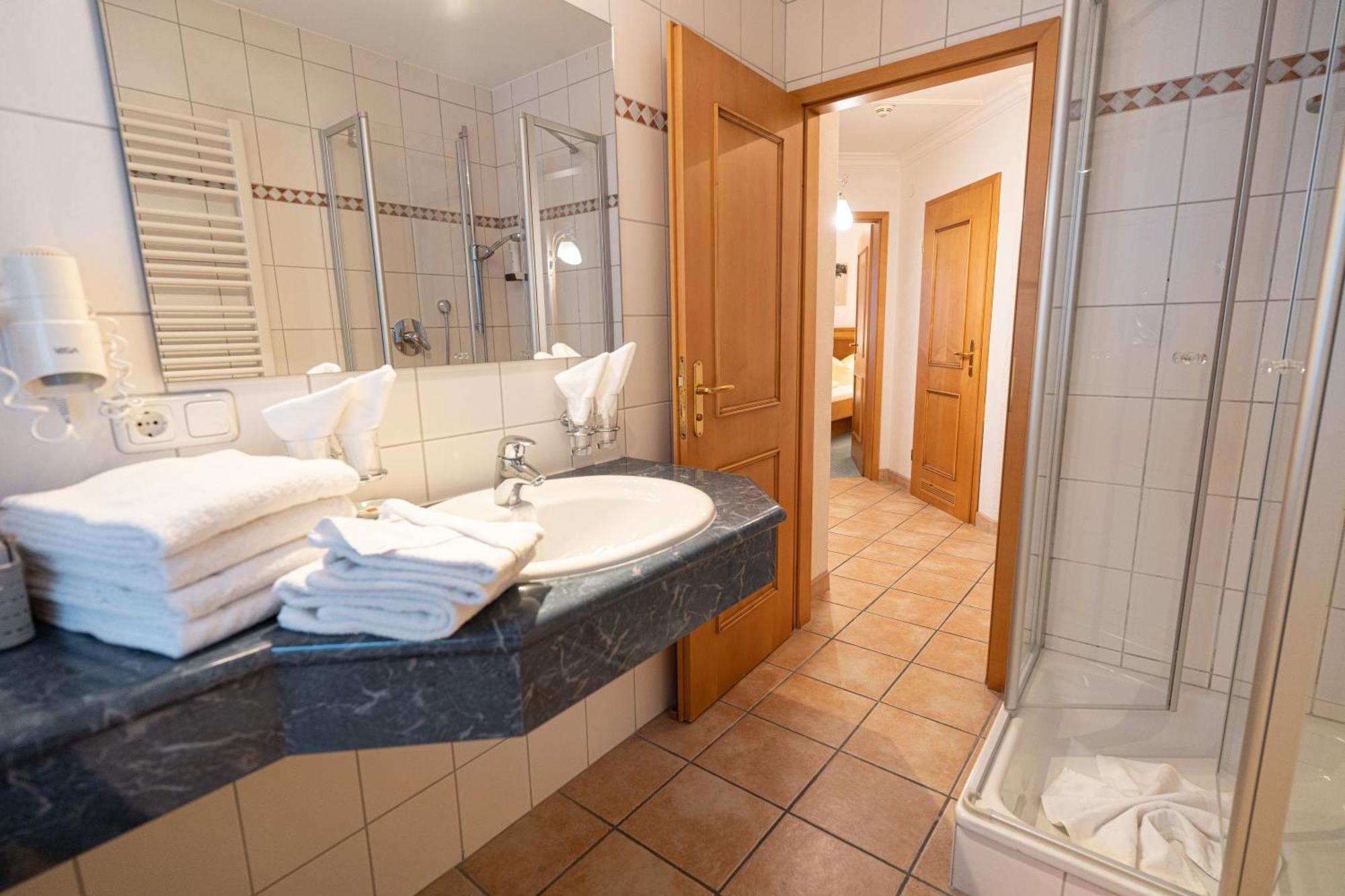Haller'S Posthotel Riezlern Luaran gambar